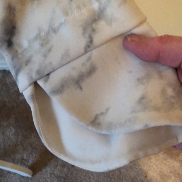 August 1 eight pullover, cream/gray, xs - Picture 3 of 10